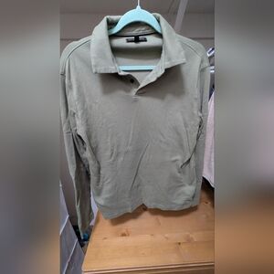 Banana Republic Men's Sage Green Polo Shirt
